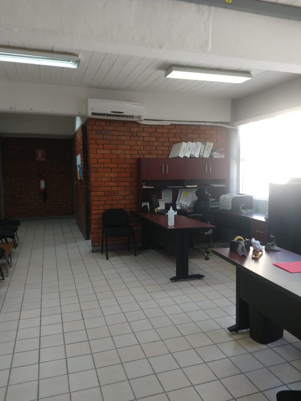 Edificio 31, oficinas administrativas