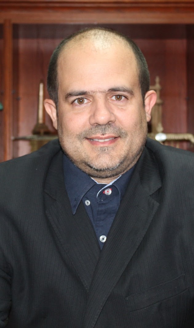 Dr. Hesner Coto Fuentes